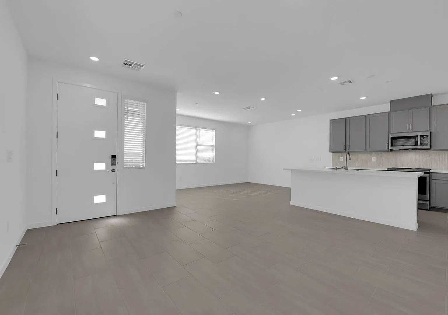 Brand New Taylor Morrison Home | Lark Hill At Summerlin | 4 Bd / 3 Ba | 2,170 Sf | Strip Views — Photo 2