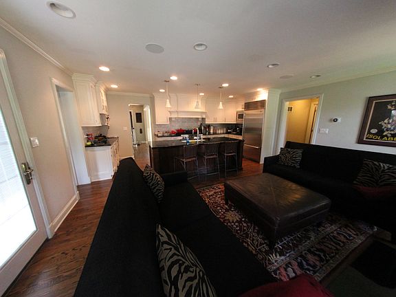 Kitchen/Family Room