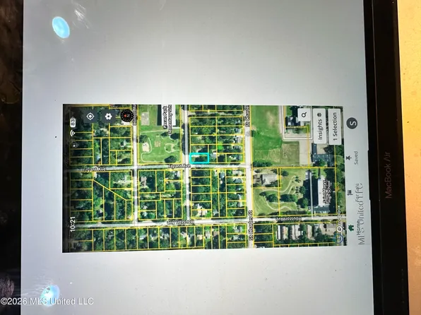 Latimer Ave, Jackson, MS 39209