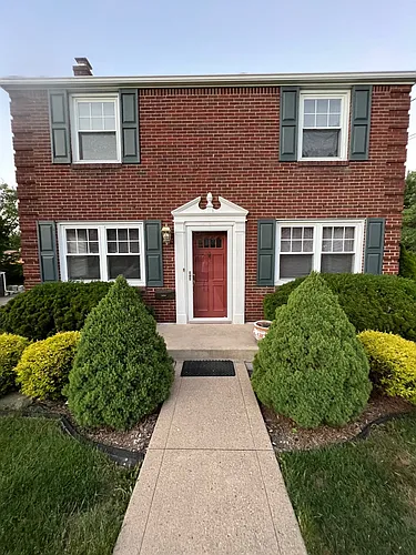8120 Remington Dr Photo 1
