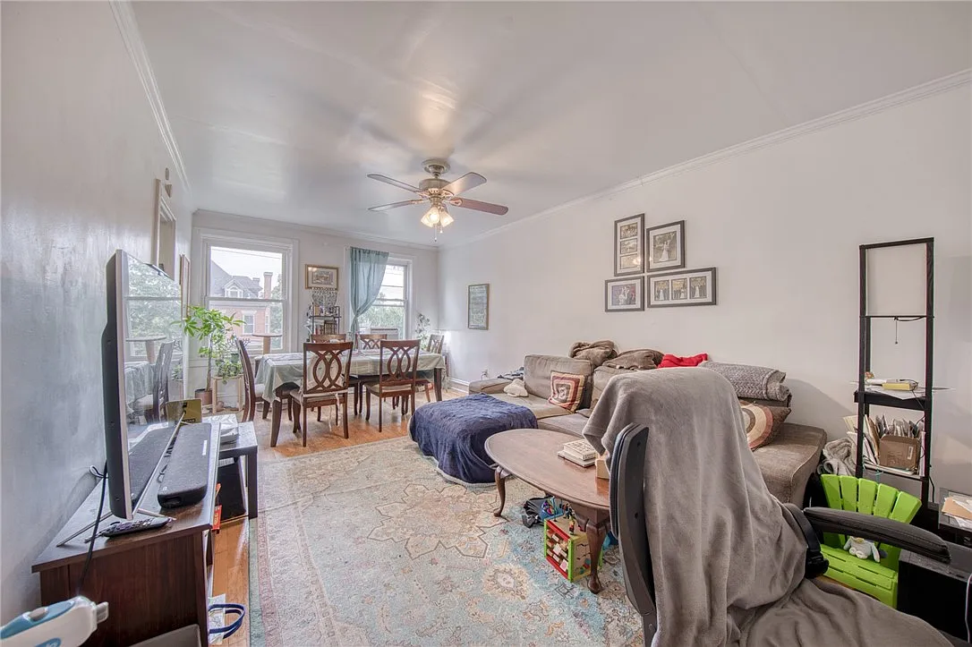 2 bed, $1,680 — Photo 4