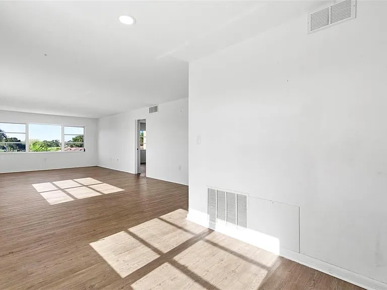 8950 Park Blvd #201 — Photo 12