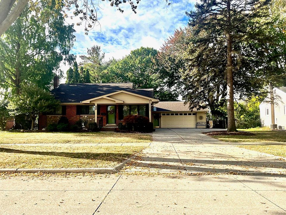 1st image of 23906 Harvard Shore Dr