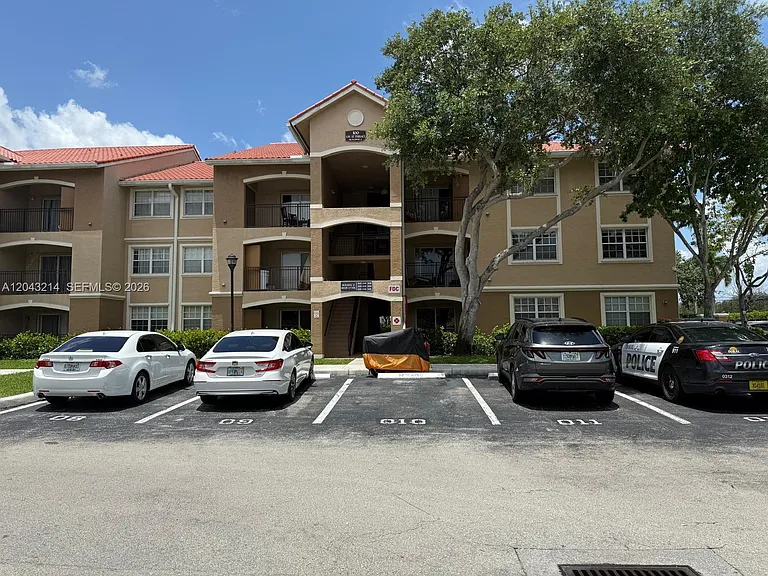 100 SW 117th Ter #2207 — Photo 19