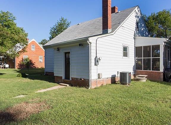 3rd image of 5001 Bryce Ln