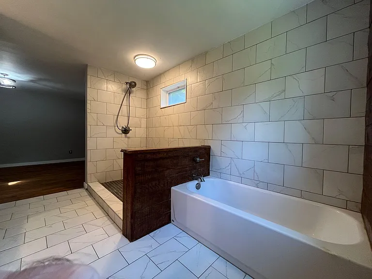 2641 Parkview Dr — Photo 11
