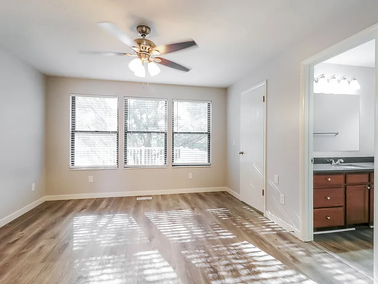 2499 N 1050 W — Photo 10