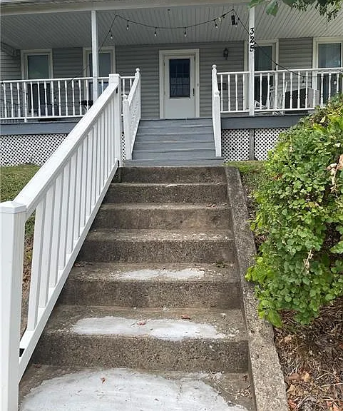 325 S Main St — Photo 2