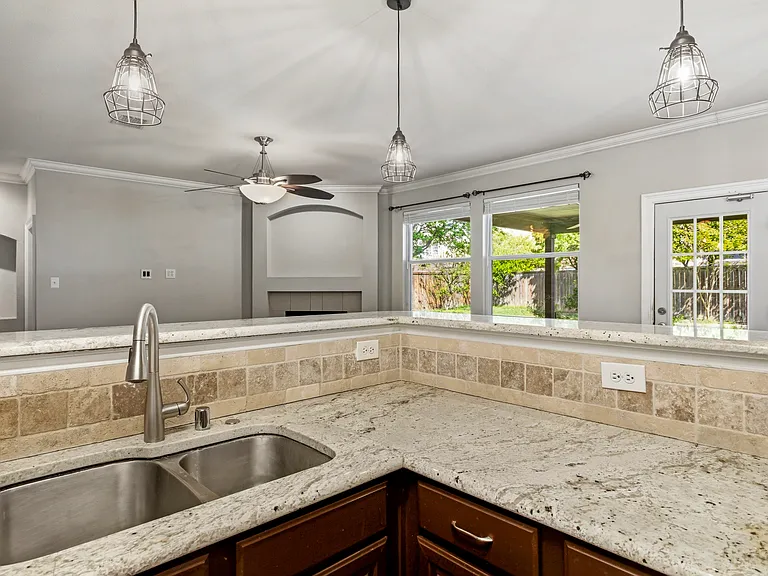 2305 Orchid Dr — Photo 13
