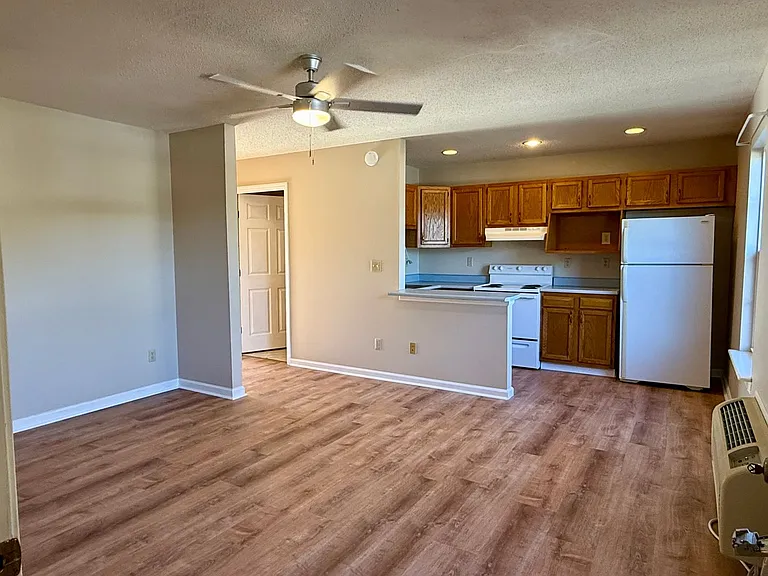 139 Honeycutt St — Photo 4