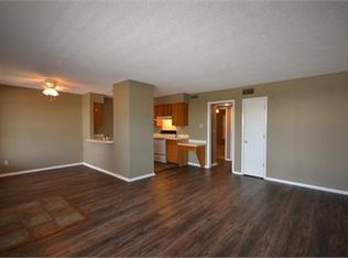 1500 W Nettleship St APT 9, Fayetteville, AR 72701