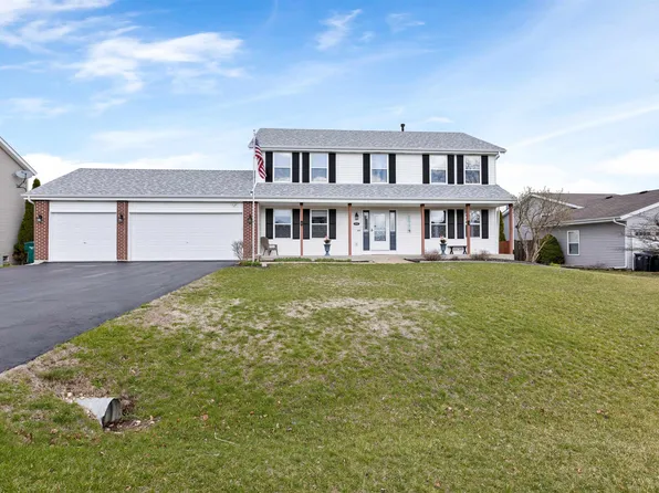 10945 Meadowsweet Ln, Roscoe, IL 61073