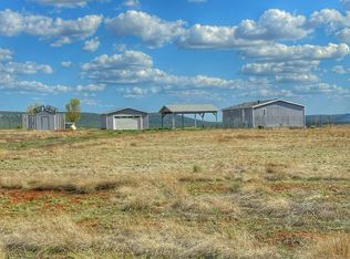 33677 W Signal View Rd, Seligman, AZ 86337