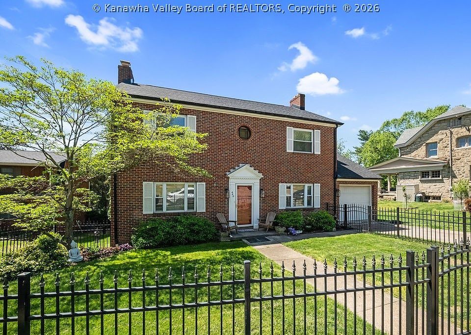 1st image of 840 Lower Chester Rd
