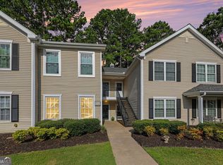 1103 Ridgelake Dr, Peachtree City, GA 30269