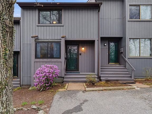2nd image of 7 Wake Robin Rd Unit 1604