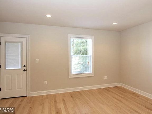 Back bedroom