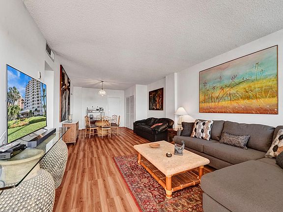 3rd image of 90 Edgewater Drive #1021