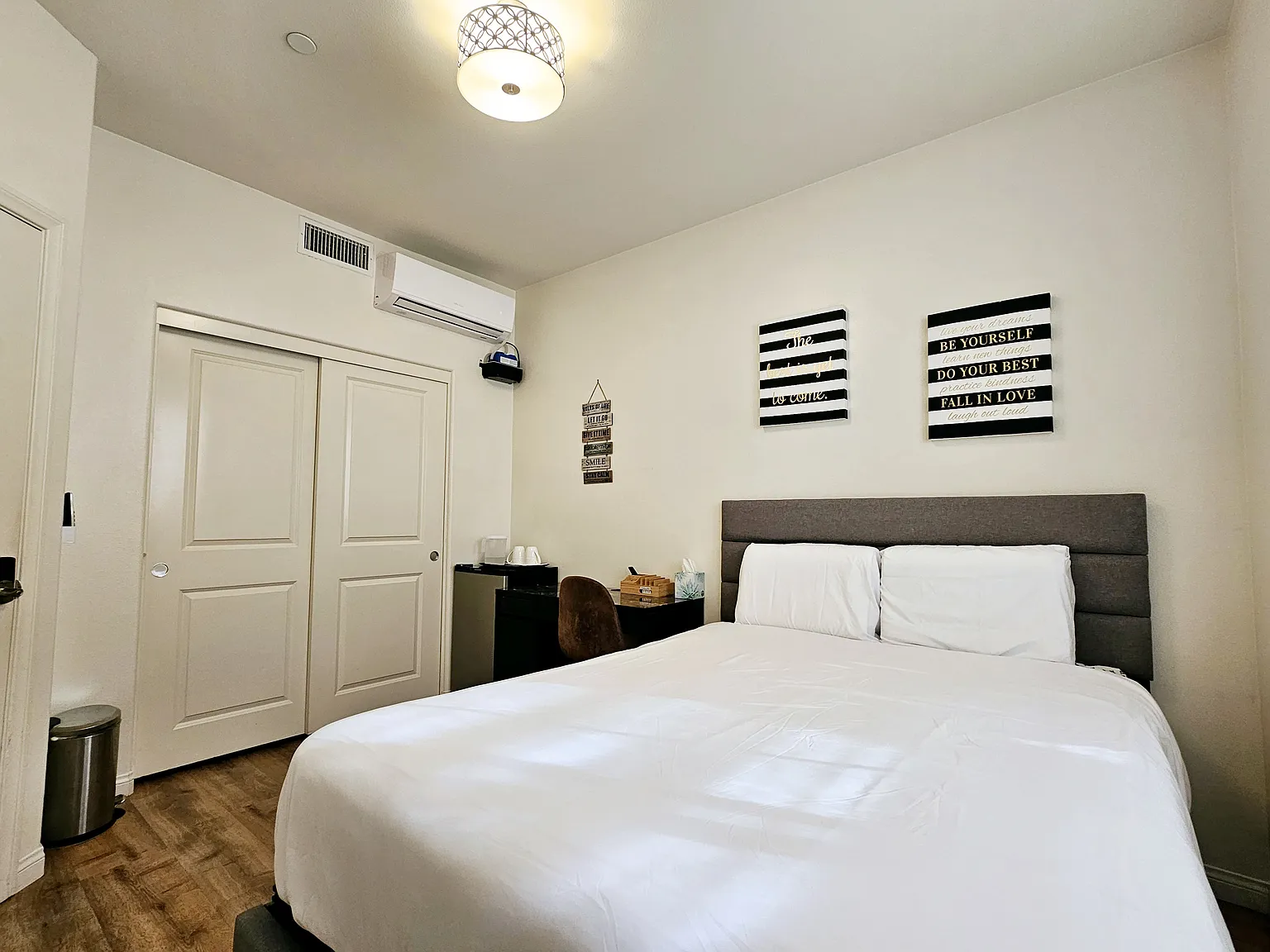 1 bed, $1,400 — Photo 1