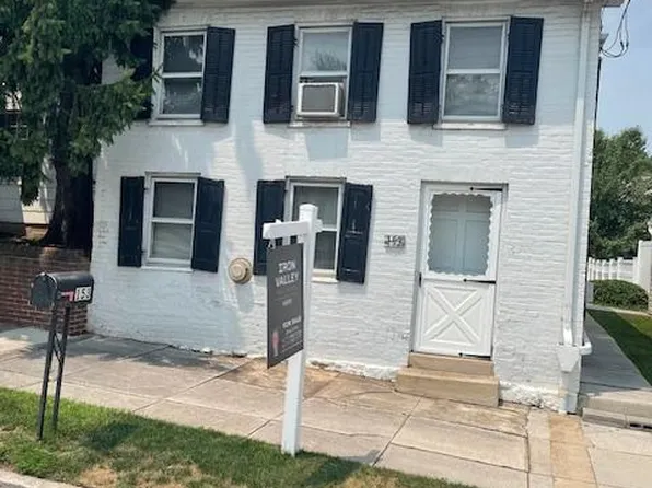 153 W King St, Abbottstown, PA 17301