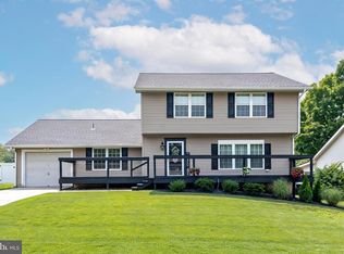 610 Westover Ct, Williamstown, NJ 08094
