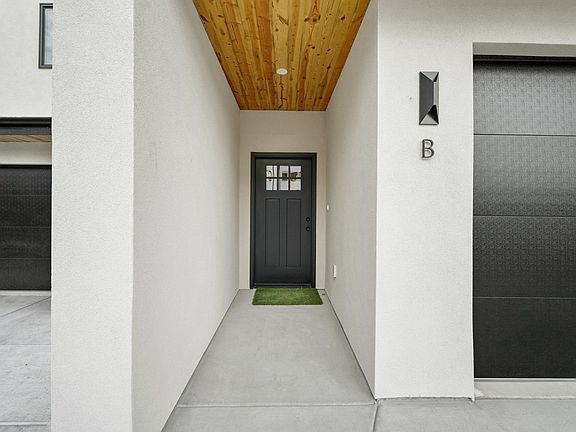 5th image of 2398 Ridge Circle Dr #B