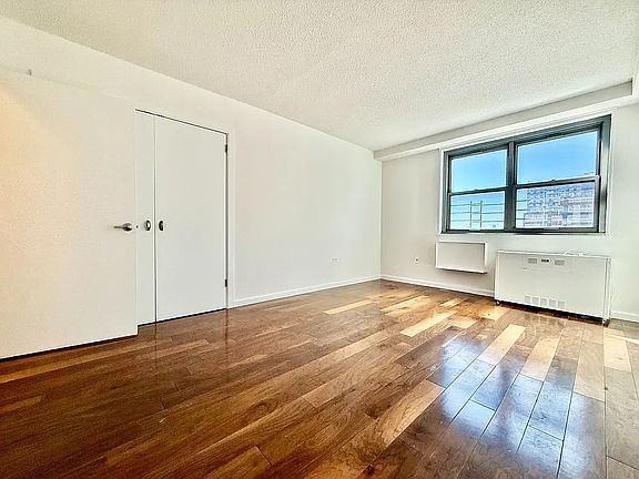 5th image of 875 Boynton Ave APT 7M