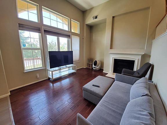3rd image of 4522 Billings Cir