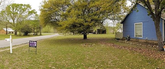 3rd image of 672 Pecan Fls