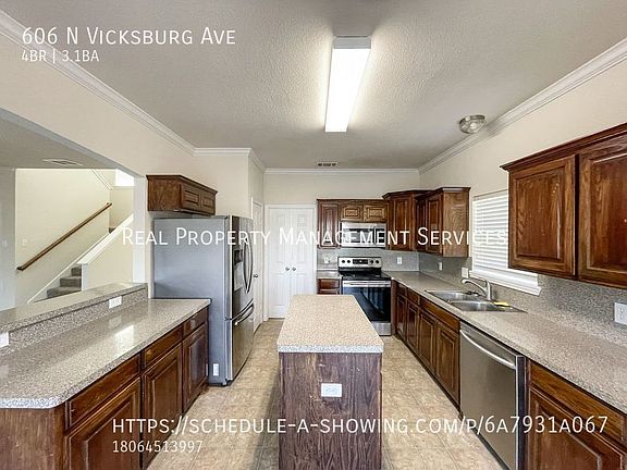 3rd image of 606 N Vicksburg Ave