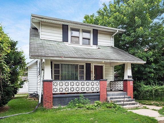 3rd image of 324 Wrexham Ave