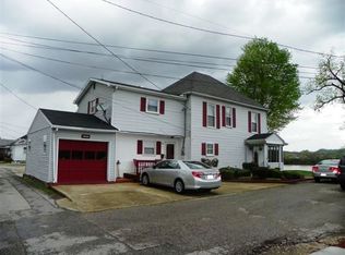 101 Riverside Dr, Russell, KY 41169