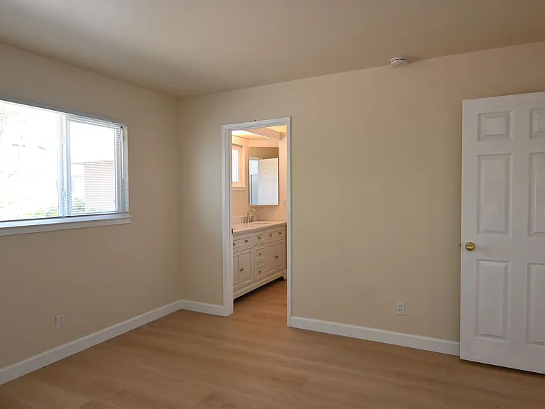 3421 Eden Dr — Photo 20