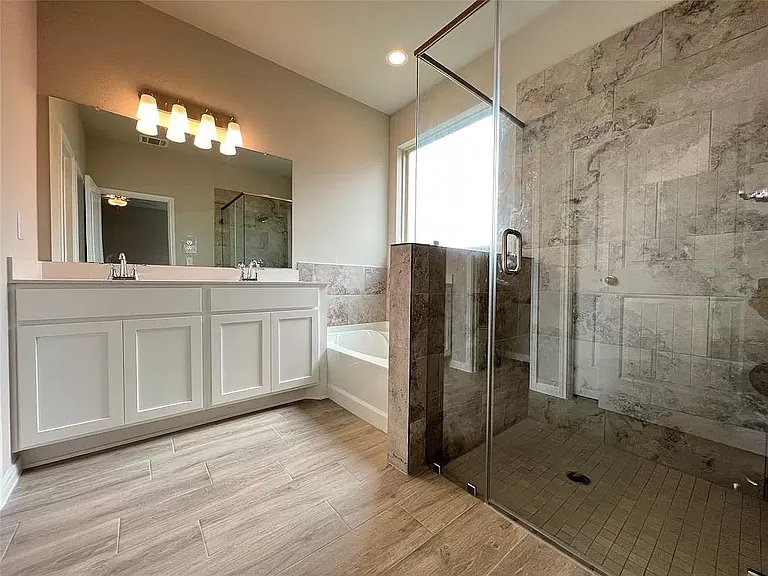 7950 Fijian Cypress Dr — Photo 11