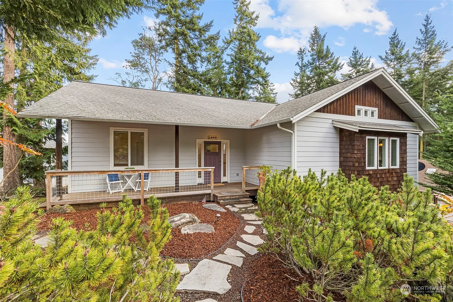 3944 Holcomb Street photo 1