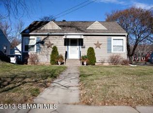647 14th St NE, Rochester, MN 55906