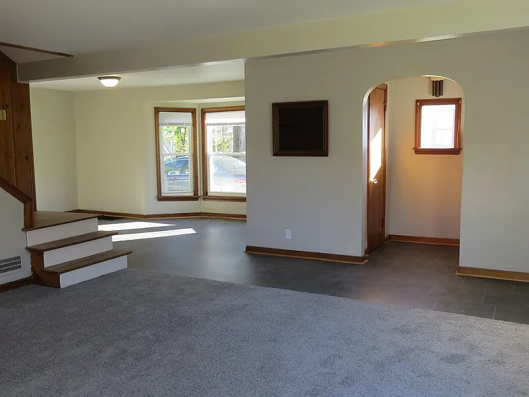 293 Tenney Ave — Photo 12