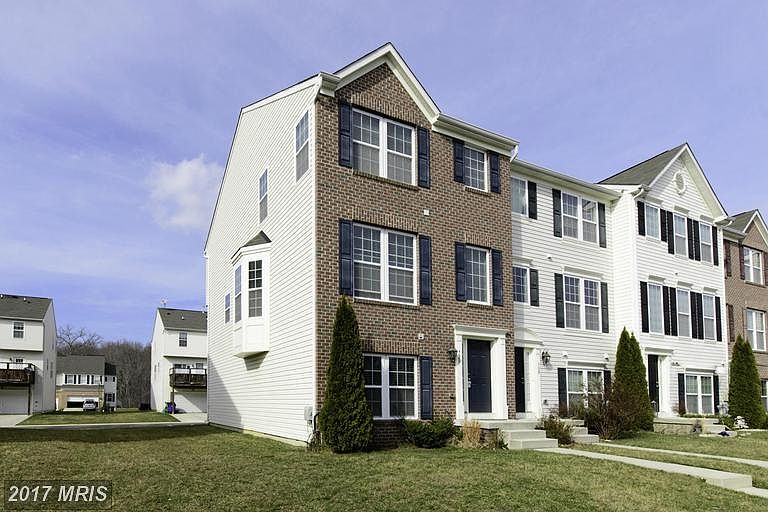 1st image of 728 Wineberry Way
