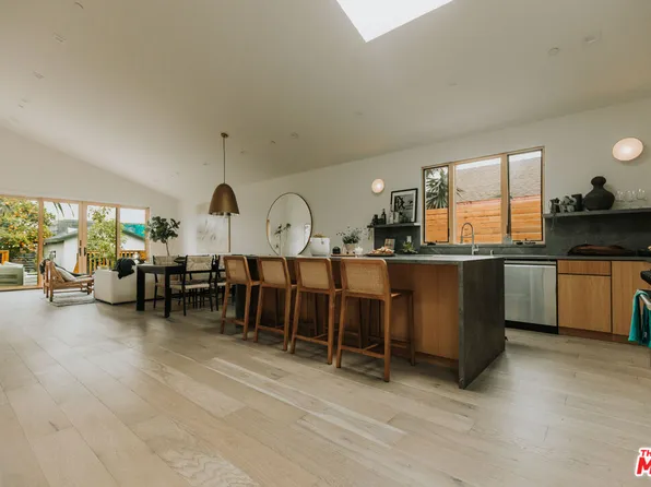 5136 S Victoria Ave, Los Angeles, CA 90043