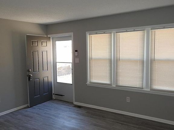 3rd image of 1625 Holt St