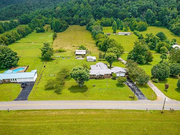 3rd image of 1653 Lester Flatt Rd