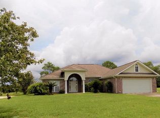 9770 Fairway Dr, Foley, AL 36535