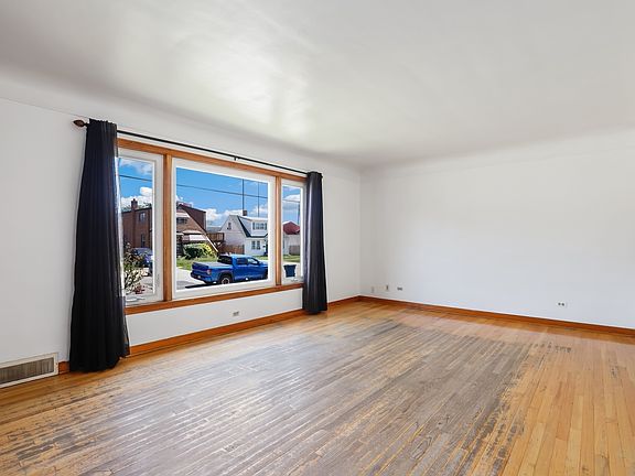 5th image of 14620 S Short St