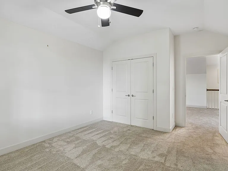 1011 Bate Ave — Photo 29