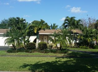 1300 SW 75th Ave, Plantation, FL 33317