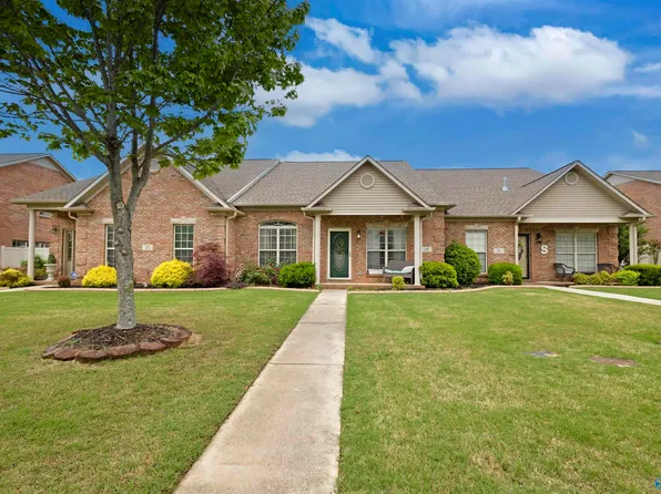28 Jackson Way, Decatur, AL 35603