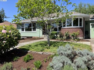 4131 SE Cooper St, Portland, OR 97202