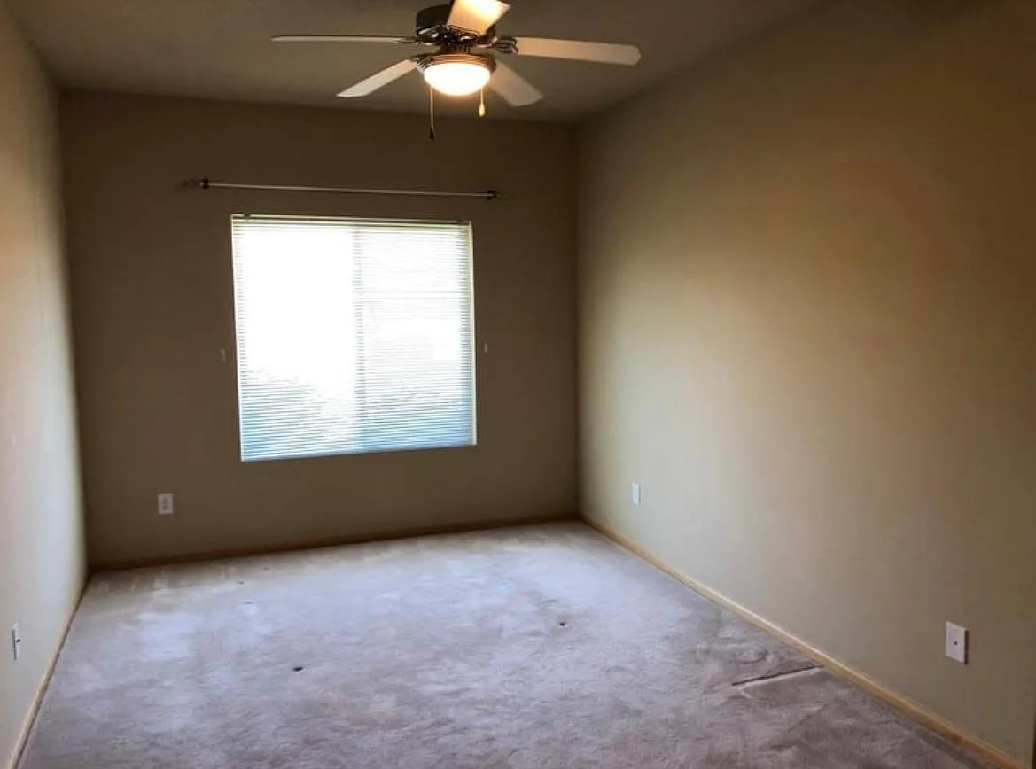 1805 SW White Birch Cir — Photo 2