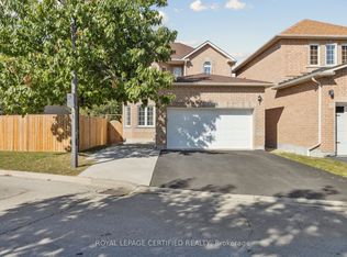 530 Driftcurrent Dr #1, Mississauga, ON L4Z 4G2