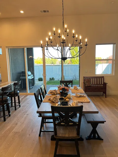 3 bed, 1808 sqft, $5,900 — Photo 3